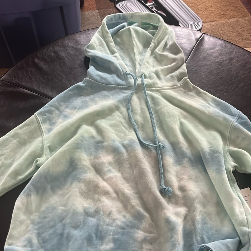 Cropped tie dye hooded sweater